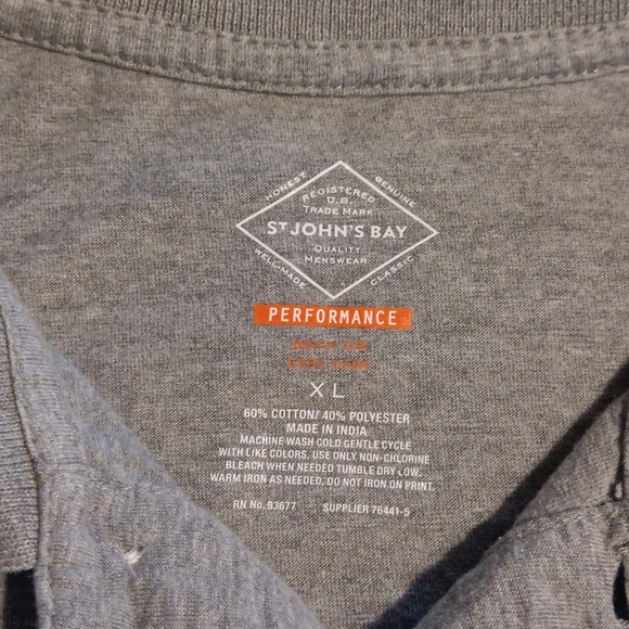 2- men's St. John's Bay one pocket quick dri polo shirts - Picture 2 of 7